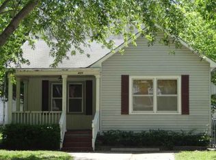 405 W 6th St, Newton, KS 67114