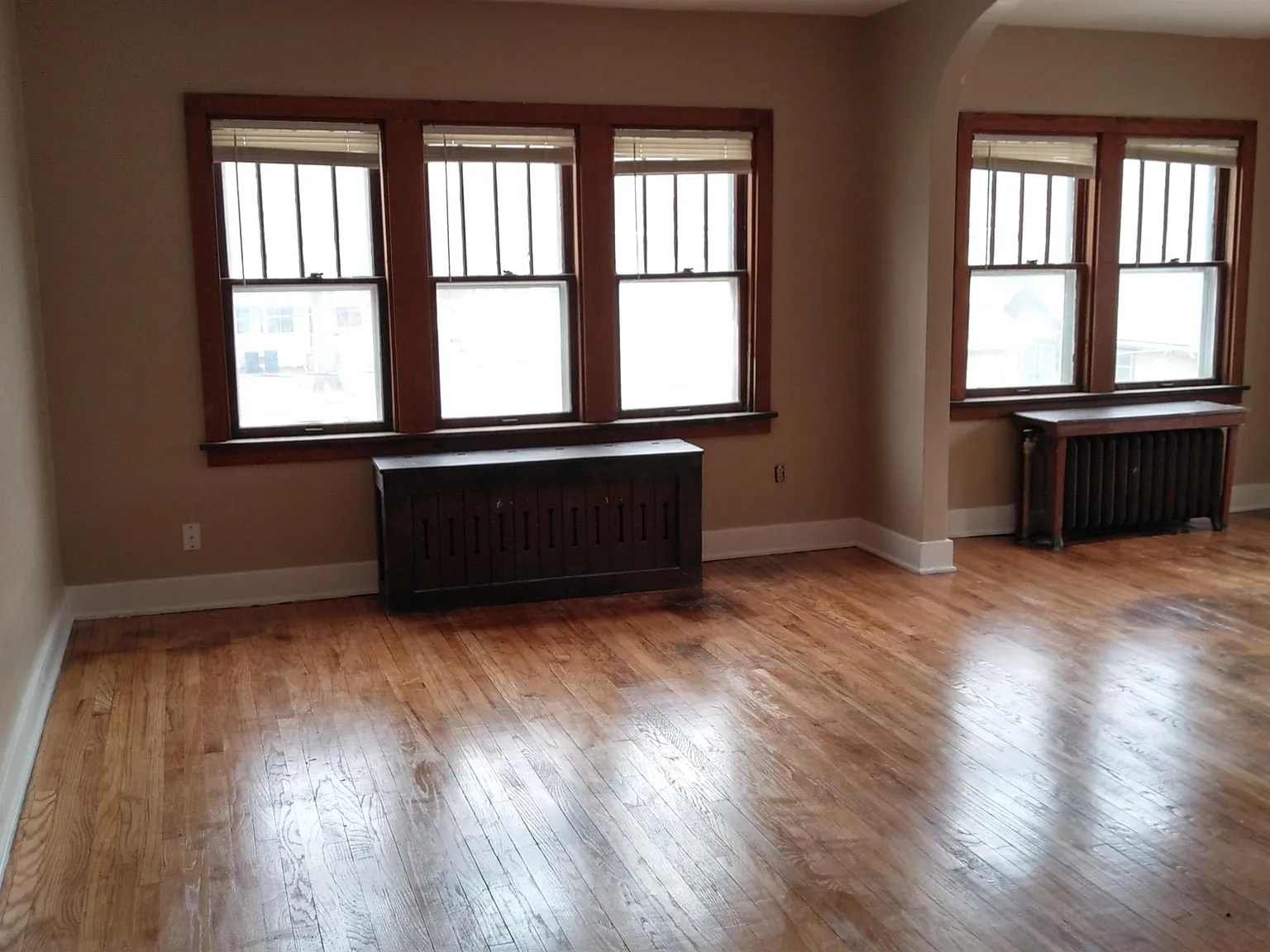 FRE 322 W 10th Street - 7 — Photo 3