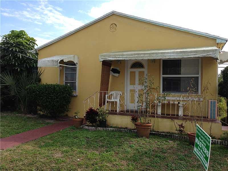 2nd image of 1209 W 28th St