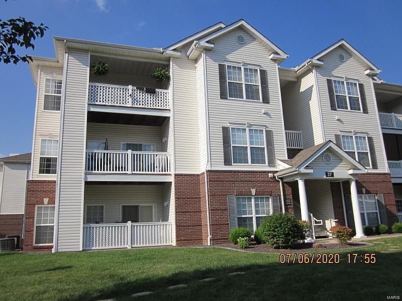 1st image of 37 Kassebaum Ln APT 206