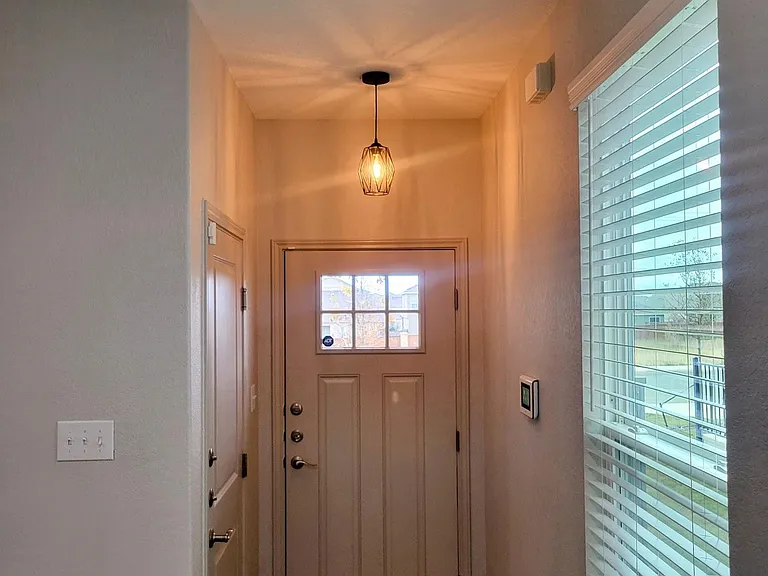 7544 Magnolia Vlg #102 — Photo 30
