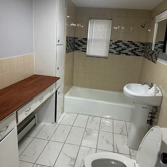 207 Washington St #1 — Photo 12