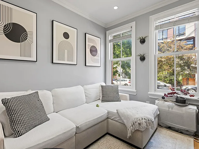 529 Jefferson St #1 — Photo 2