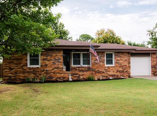1728 S Walnut St, Pauls Valley, OK 73075
