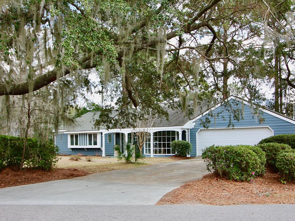1st image of 14 Wildwood Lane