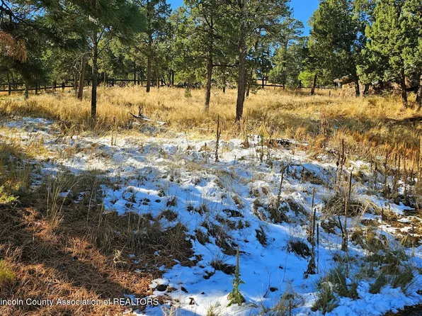 107 Rio Arriba Rd, Ruidoso, NM 88345