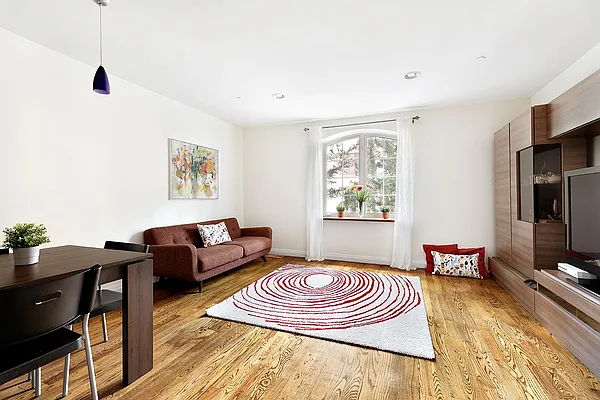 Sold by Compass | media 27