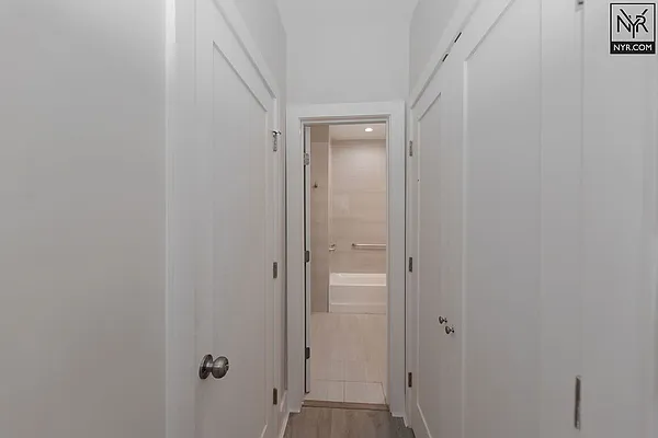 Rented by New York Residence | media 34