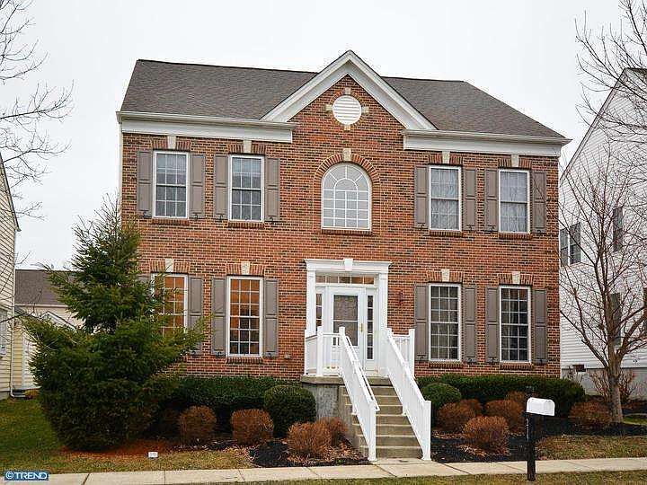 1st image of 219 Oliver Dr