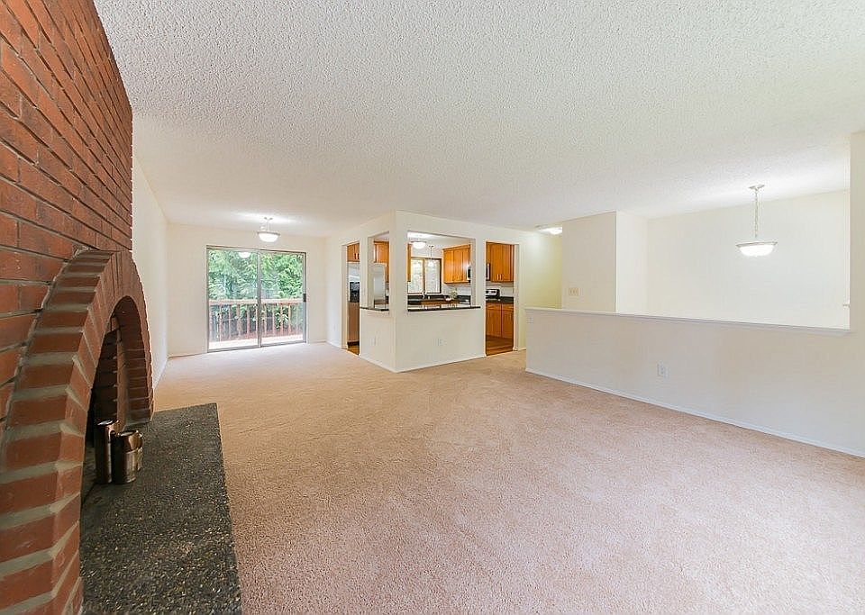 17225 Meadowdale Dr, Lynnwood, WA 98037 Zillow