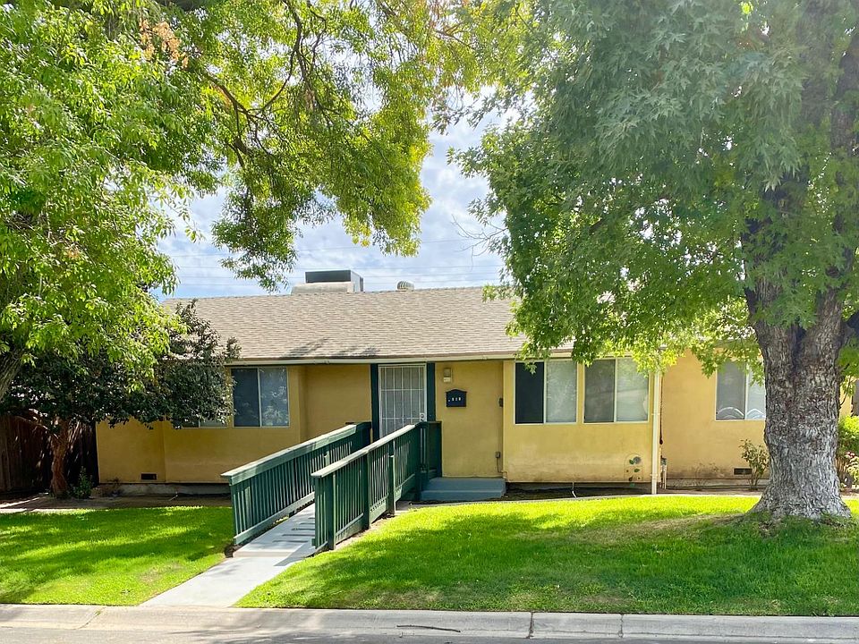 1st image of 138 E Bellaire Way