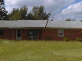 308 Park Dr, Union City, OK 73090
