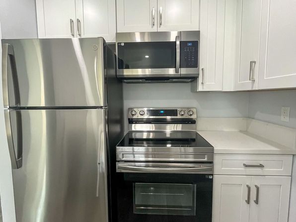 3586 Mesa Dr APT A52