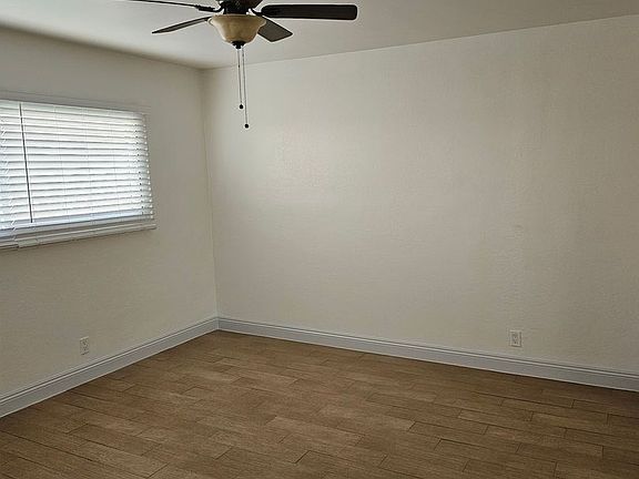 2nd image of 3216 W 99th St APT 3