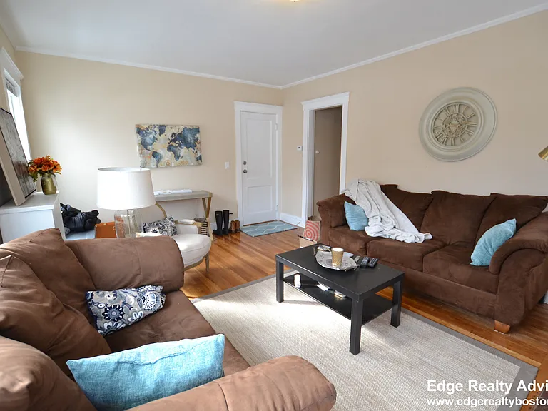 65 Bennett St #1 — Photo 13