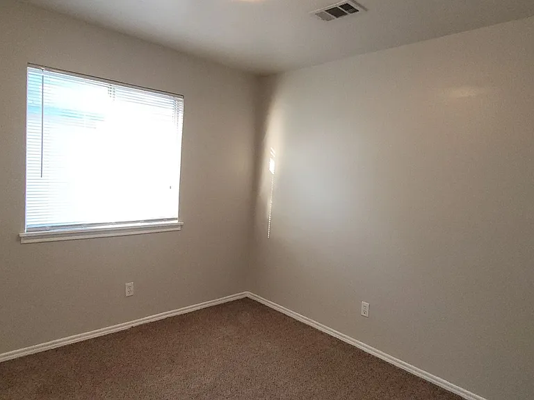 4826 Fern Lk — Photo 7