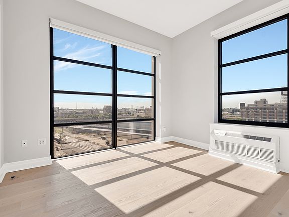 5th image of 1333 Jackson Ave #10B