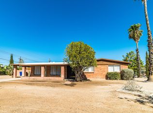 8555 E Kenyon Dr, Tucson, AZ 85710