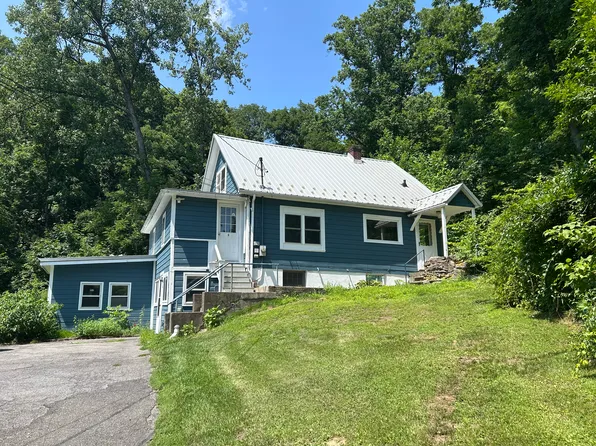 115 Creek Locks Rd #1, Rosendale, NY 12472