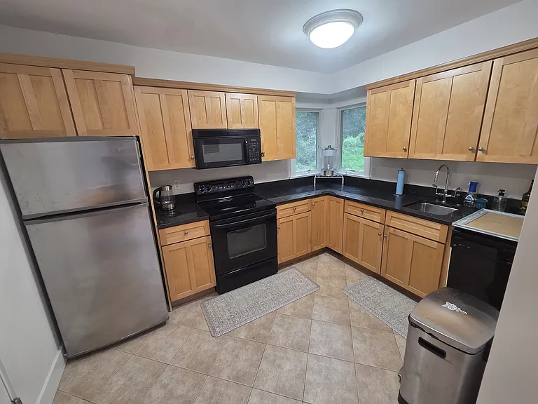 17A Ashley Ln — Photo 6