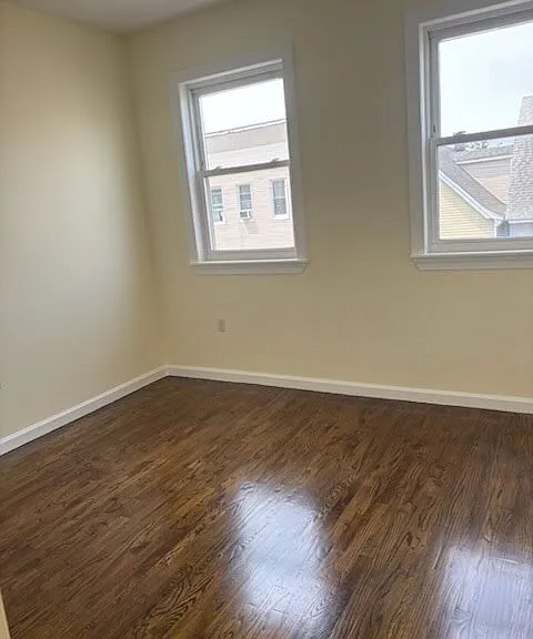 42 Hawkins St — Photo 4