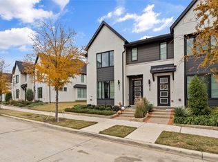 827 Crystal Oak Ln, Arlington, TX 76005