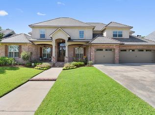 120 Grandview Terrace Dr, Youngsville, LA 70592
