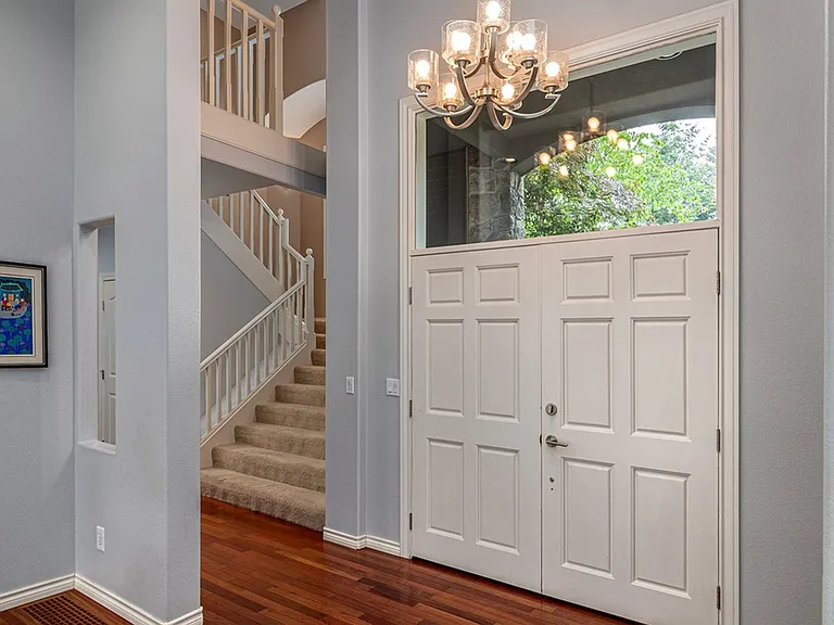 12404 NW Woodland Ct — Photo 3