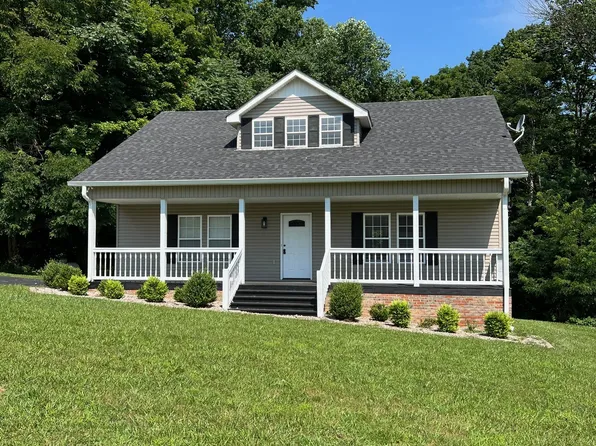 391 Deer Park Ln, Lafayette, TN 37083