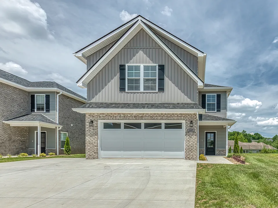 209 University Pkwy #116