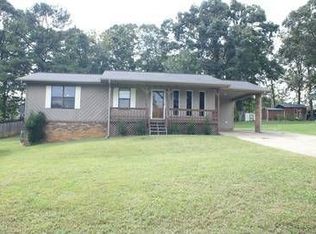 2022 Peek Dr, Oxford, AL 36203