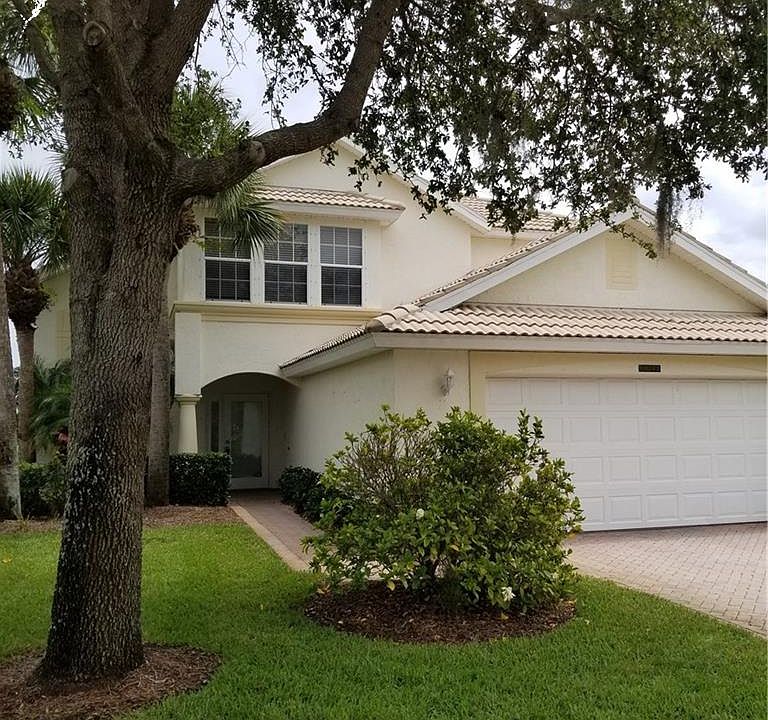 1st image of 12311 SE Plandome Dr