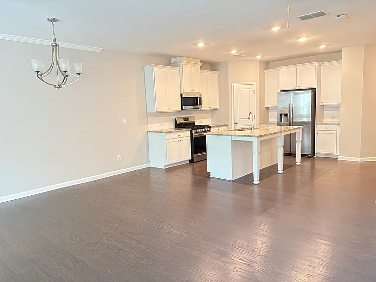 679 Lansing Grove Way — Photo 6