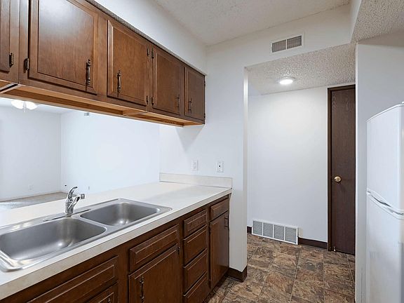 4th image of 4541 Tranquility Dr #1X1