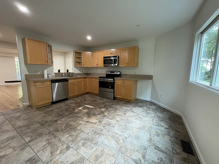 38 Prospect Pl — Photo 8