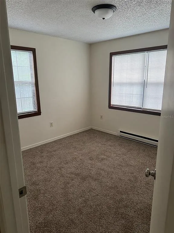2 bed, 1.0 bath, 900 sqft, $1,250 — Photo 4