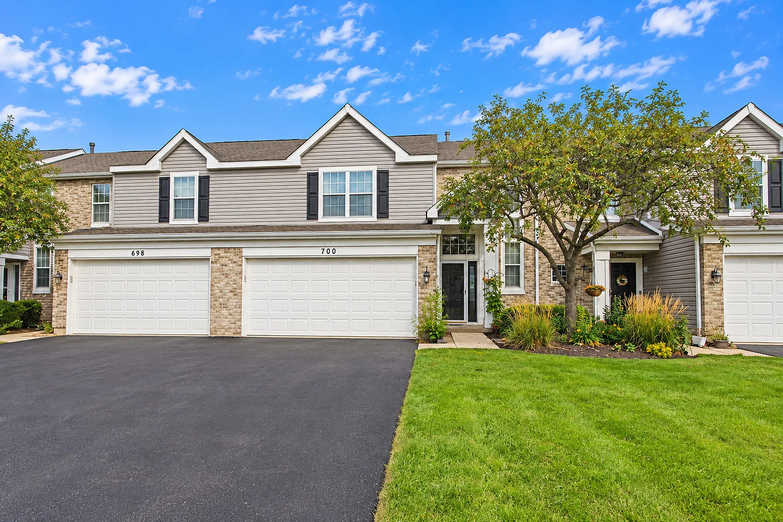 3 bed, 2.5 bath, 1473 sqft, $2,500 — Photo 1
