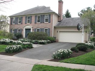 963 Farm Haven Dr, Rockville, MD 20852