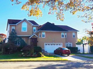 903 Woodmere Blvd, Woodmere, NY 11598