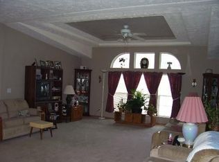 213 Begonia Dr, Matteson, IL 60443