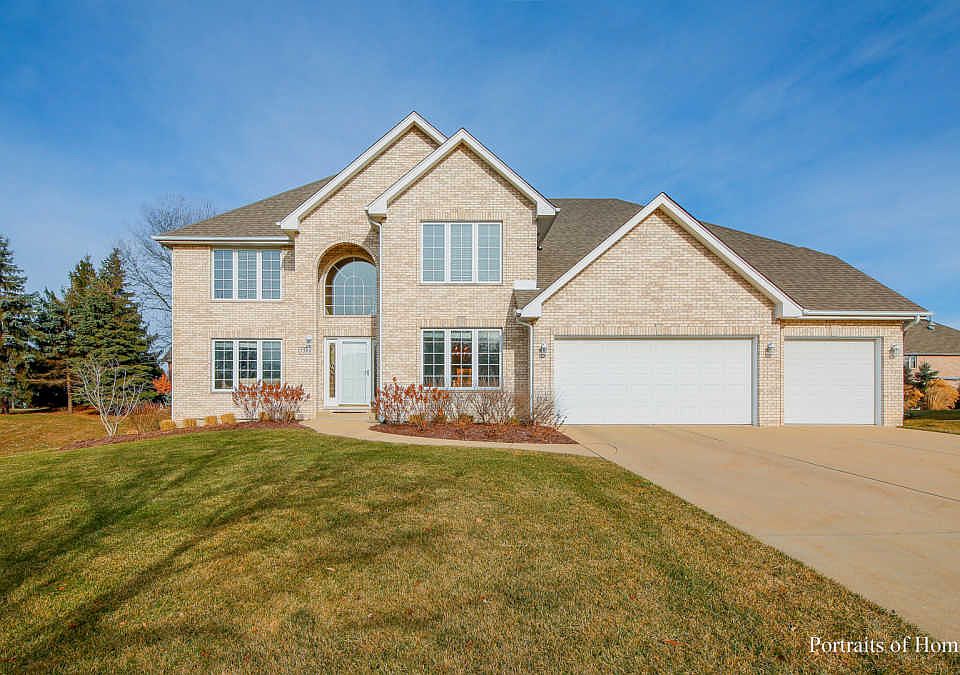 1st image of 1386 Chapman Dr