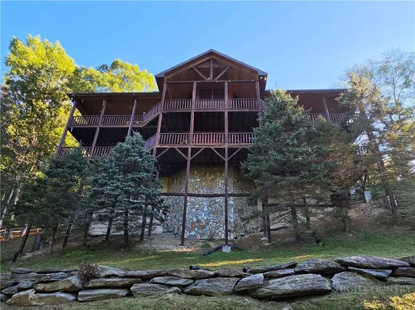 437 Rita Way, Piney Creek, NC 28663