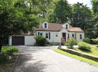 2550 Reservoir Ave, Trumbull, CT 06611