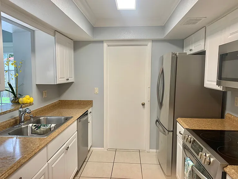 4871 Southland Dr — Photo 7