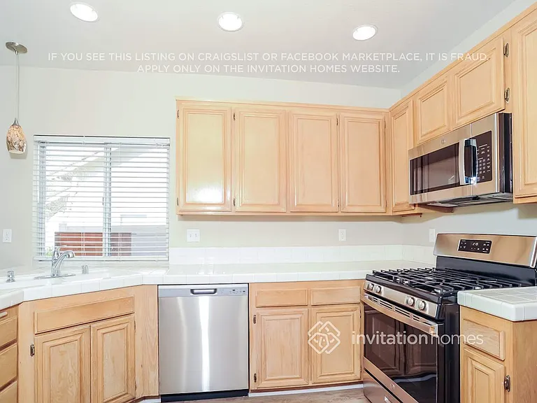 42418 Coronet Ct — Photo 6