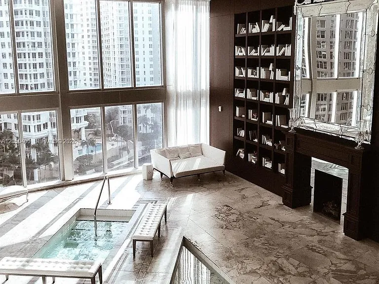 475 Brickell Ave #1012 — Photo 24