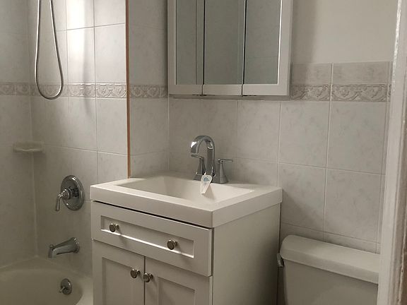 5th image of 1805 67th St APT 3R