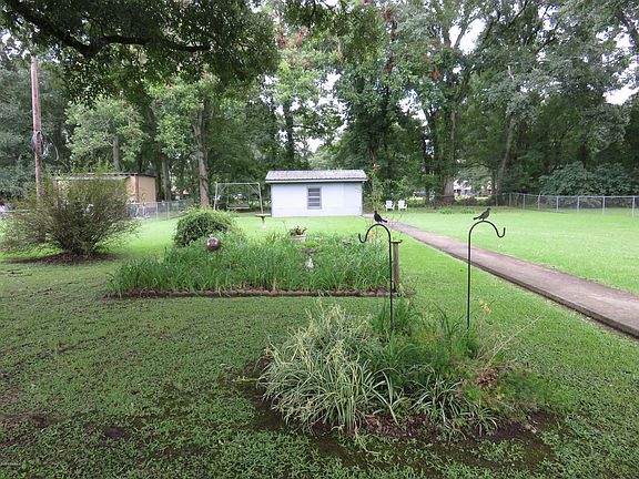 4th image of 125 Kentwood Dr