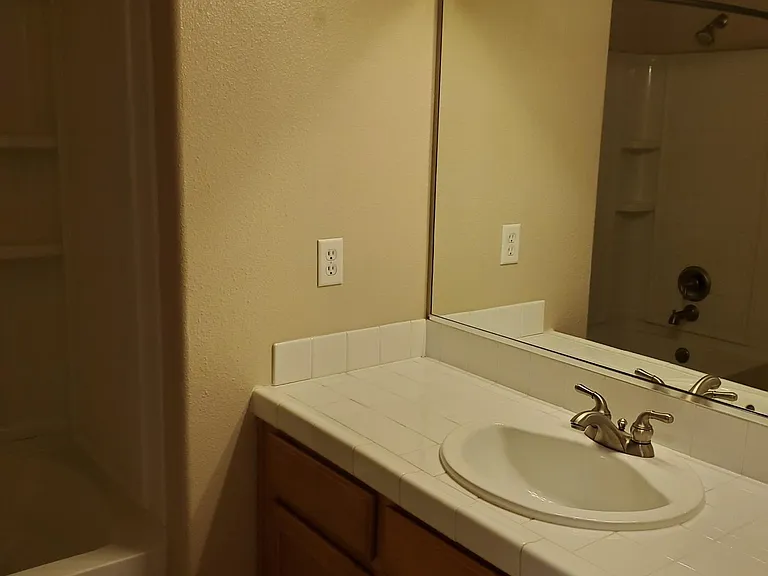 1566 Persimmon St #1 — Photo 11