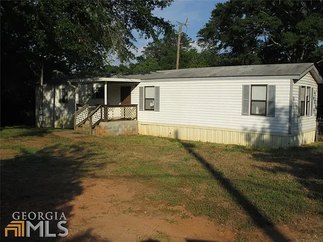 2844 Barnesville Hwy photo 1